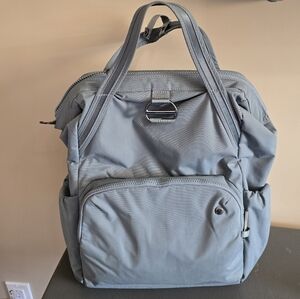 Pacsafe Citysafe CX Anti-Theft Backpack (RFID Blocking)